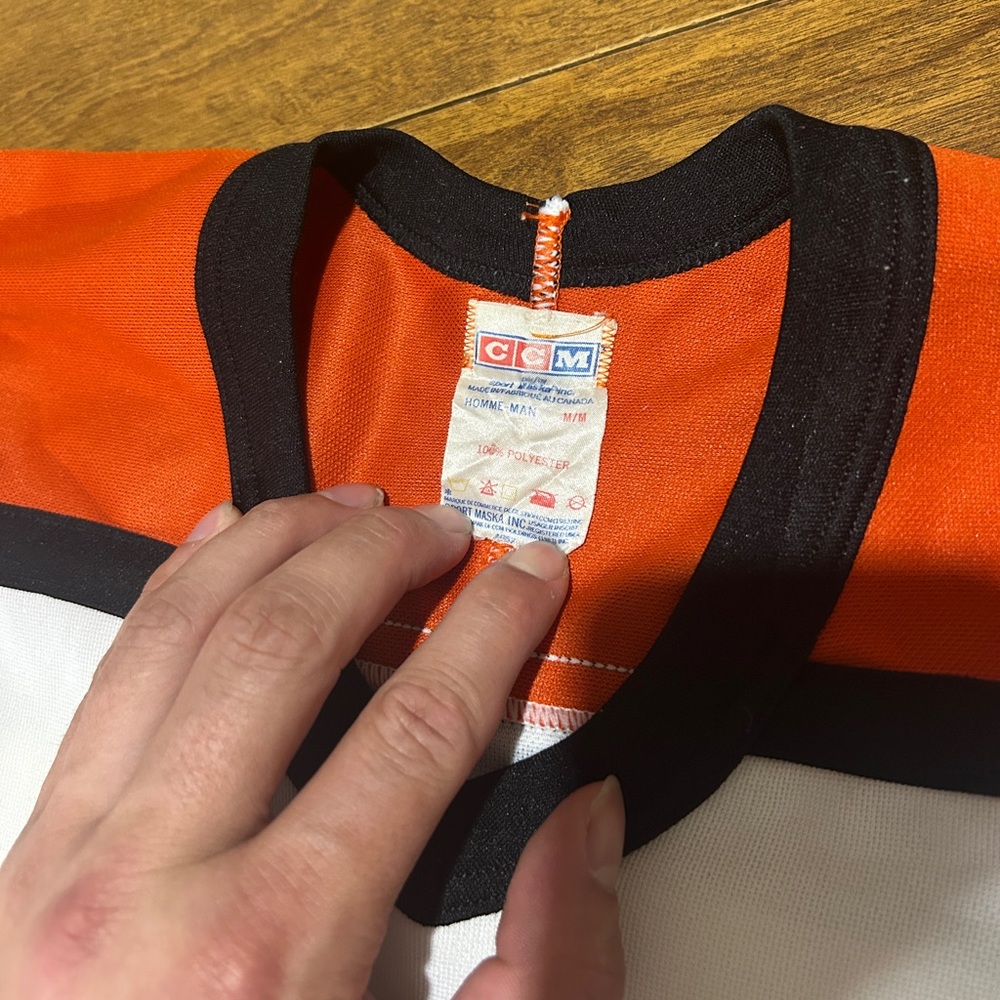 Vintage Philadelphia Flyers NHL Jersey
Size M - Picture 3 of 7